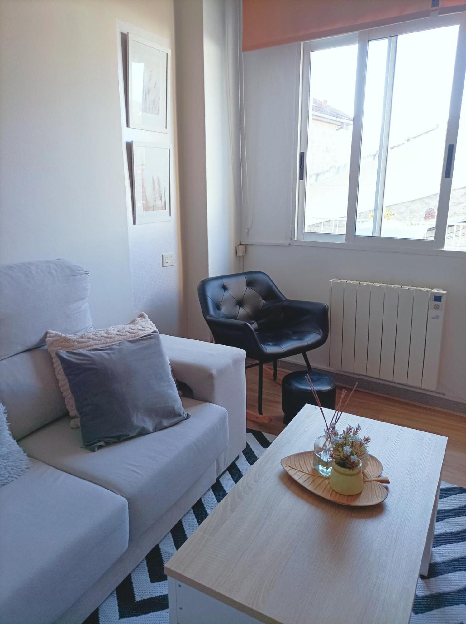 Apartamento Sobreira En Centro Allariz Con Wifi Екстериор снимка